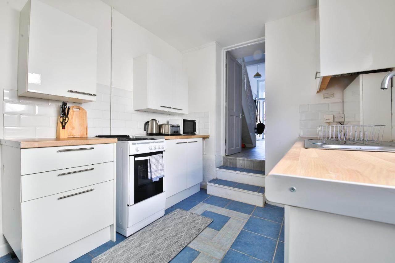 Spacious 3 Bedroom Close To Cardiff City Centre المظهر الخارجي الصورة
